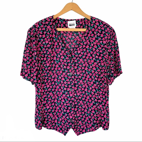 Vintage Tops - 🚨FINAL SALE🚨 Vintage Floral Button Down Top